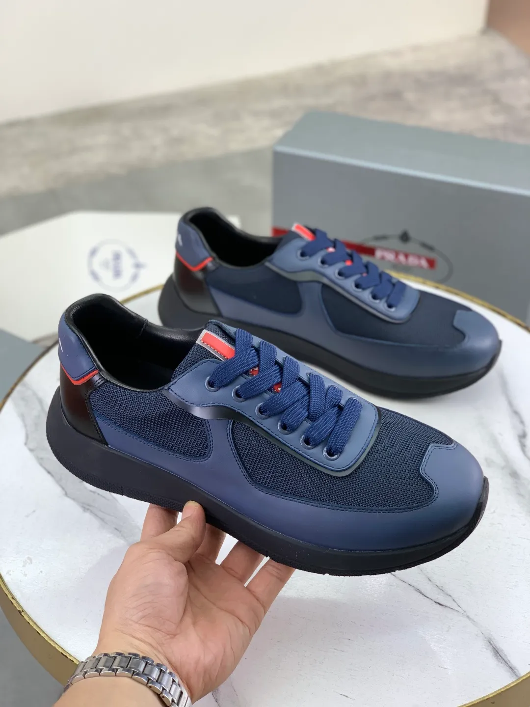 Men's men's shoes💰P580💰【New model】Top quality, new popular models on the official website, which will never go out of style for a century,🆘 The trendy brand (Prada) mainly promotes popular models, avant-garde and versatile fashionable men's shoes, private version molding, cowhide surface splicing 1:1 oil edge processing... fashionable and simple, original imported cowhide interior cowhide feet; the atmosphere and personality are more fashionable, eye-catching and pursuing class. It will subvert old ideas and be a must-have for fashionistas who want to spend time with you! Must keep it! High-end comfort, high-end quality workmanship. Size: 38-44 Various colors available. full package